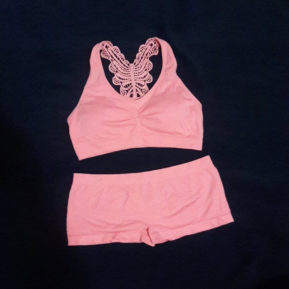 Brand new 2 piece underwear boyshort set